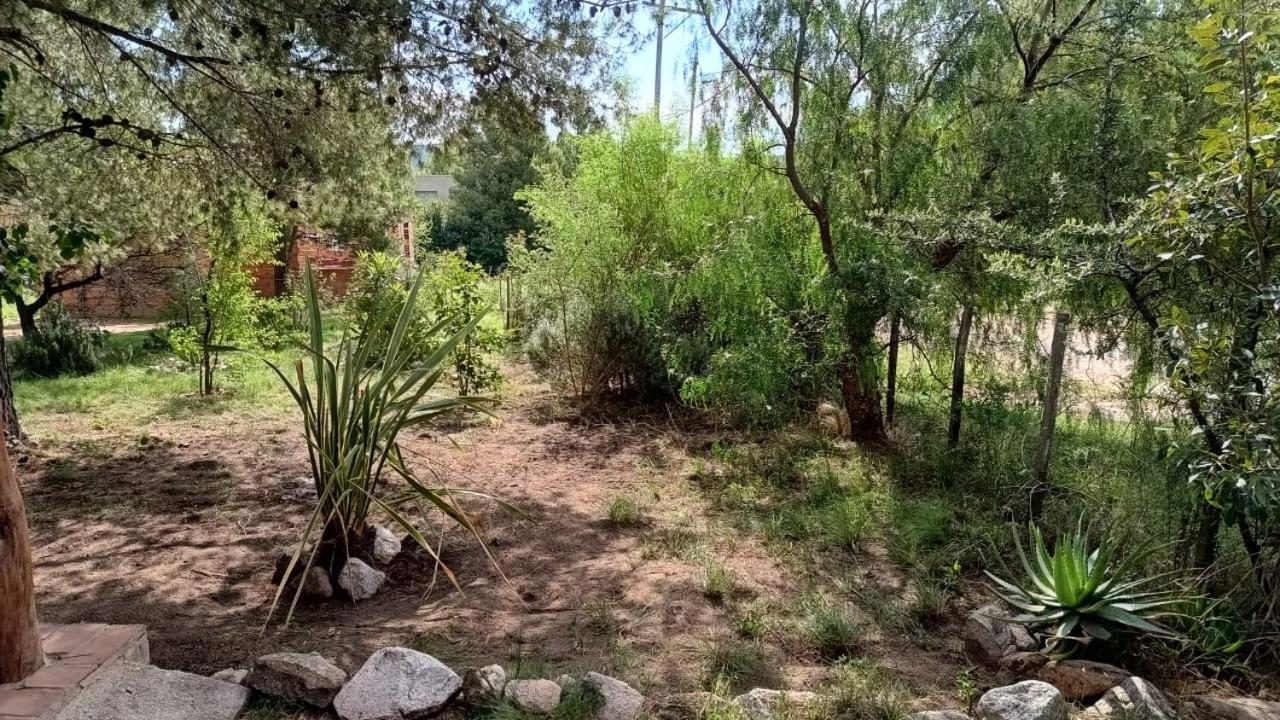 فيلا Al Pie Del Cerro Champaqui لوس هورنيلوس المظهر الخارجي الصورة